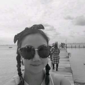 Meet your Posher, Robin